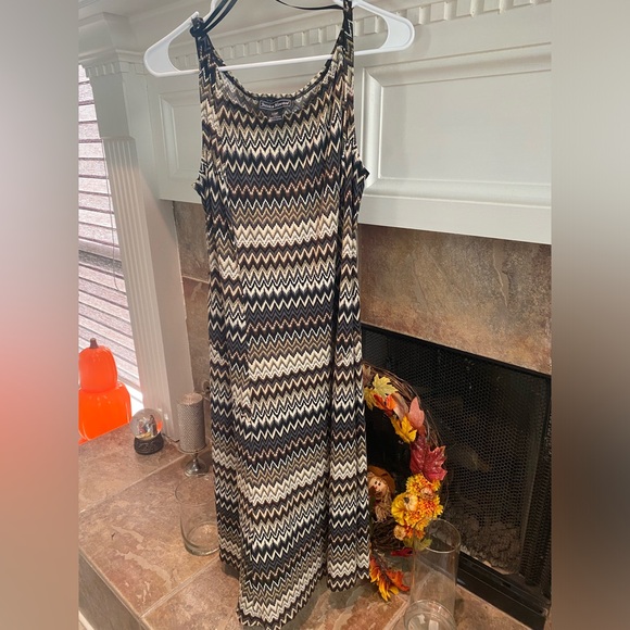 Jessica Howard sleeveless Maxi dress Perfect for Thanksgiving - Picture 1 of 4